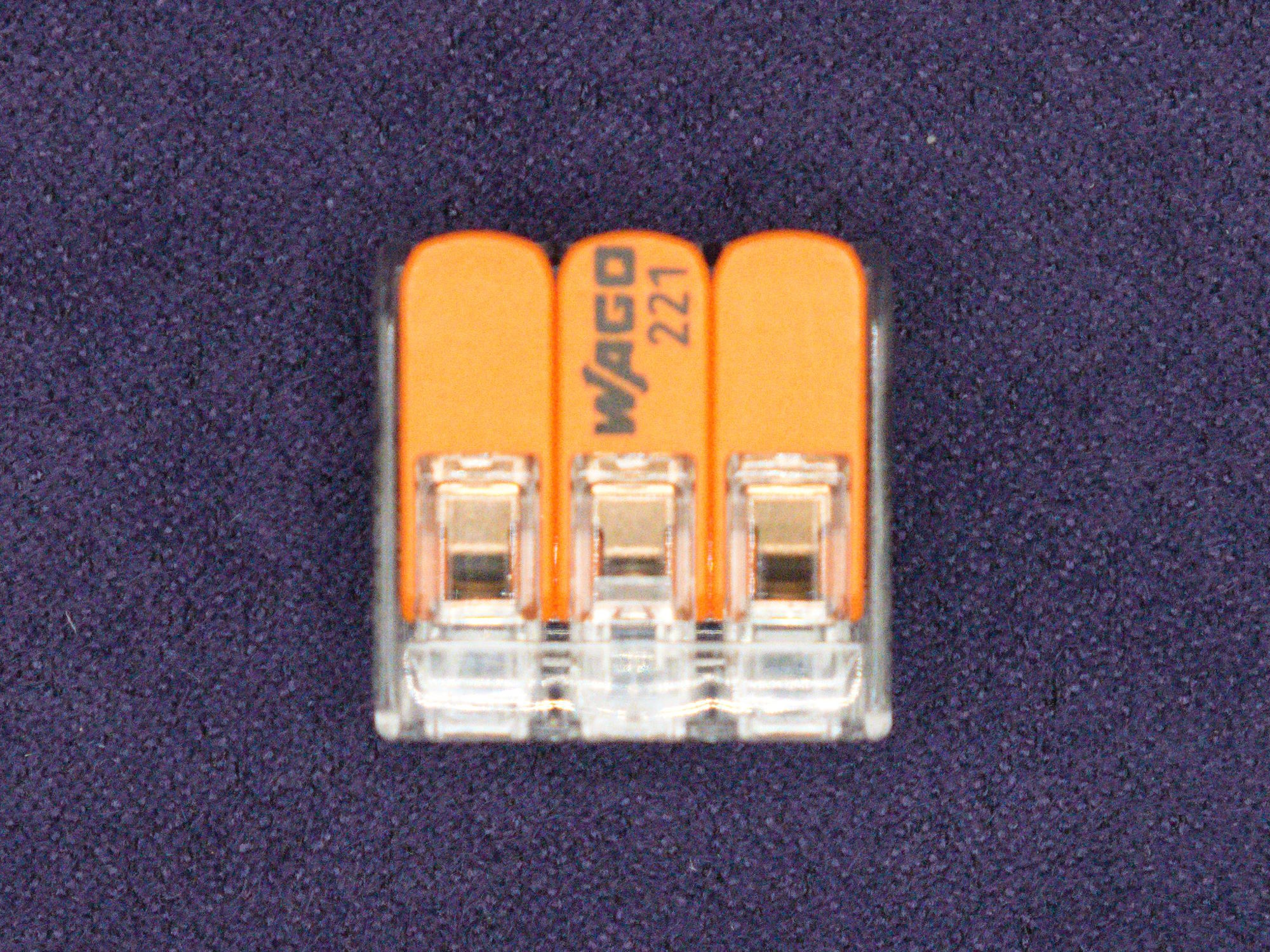 Wago 221-413 Splicing Connector, 3 conductors 