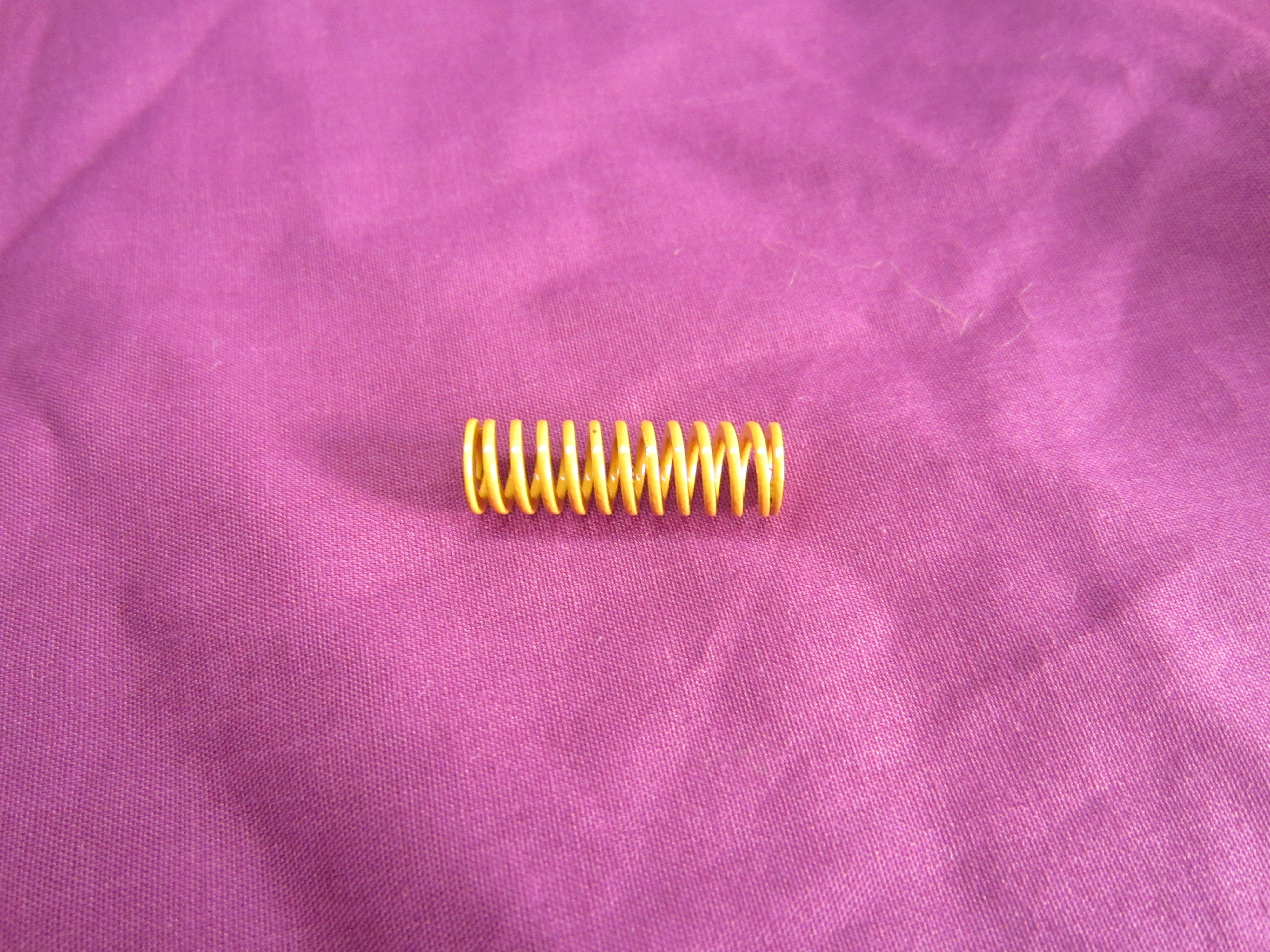 Bed Spring 25mm (yellow, light load)
