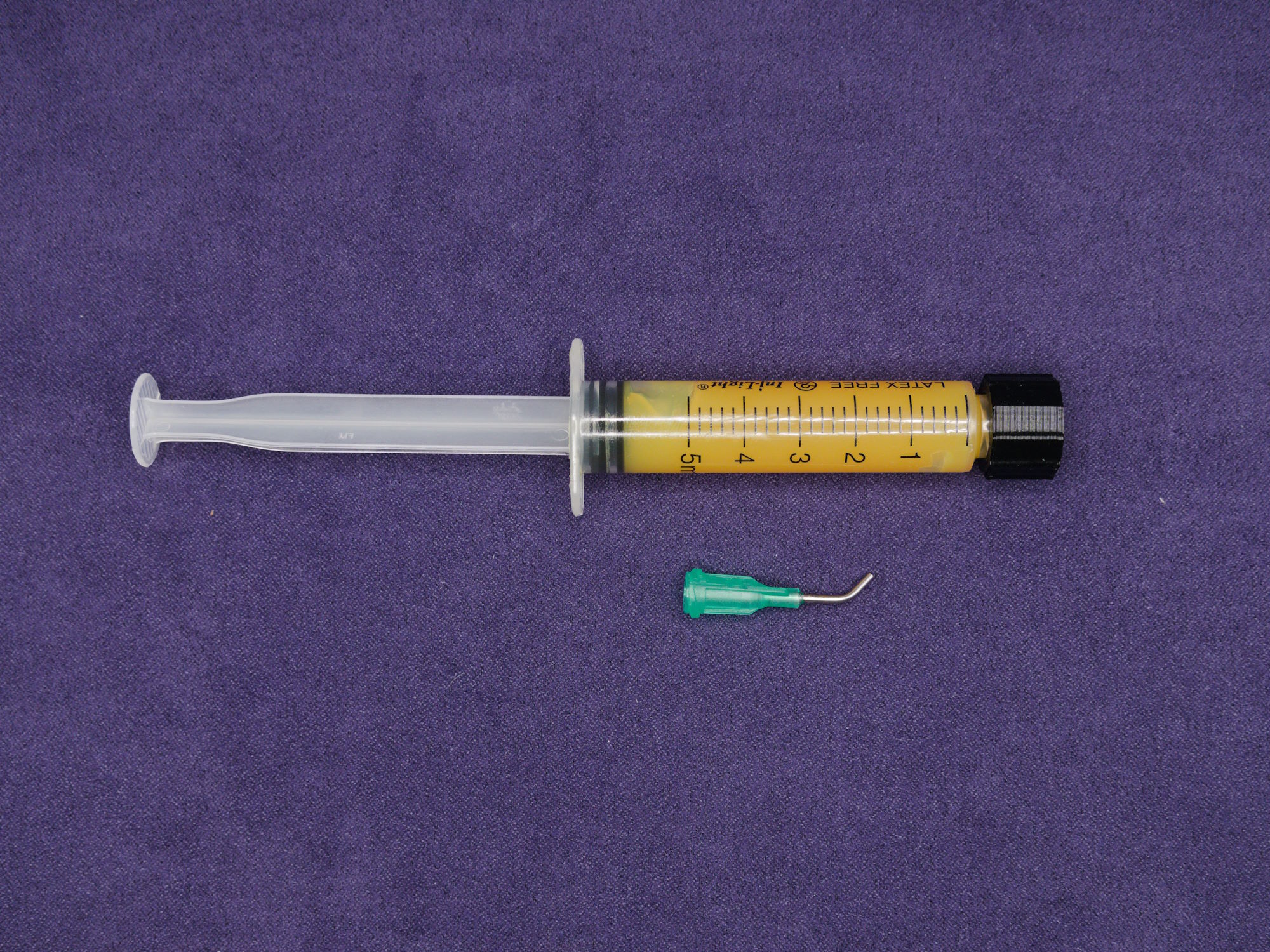 Fuchs Lagermeister BF2 5g Syringe with blunt needle