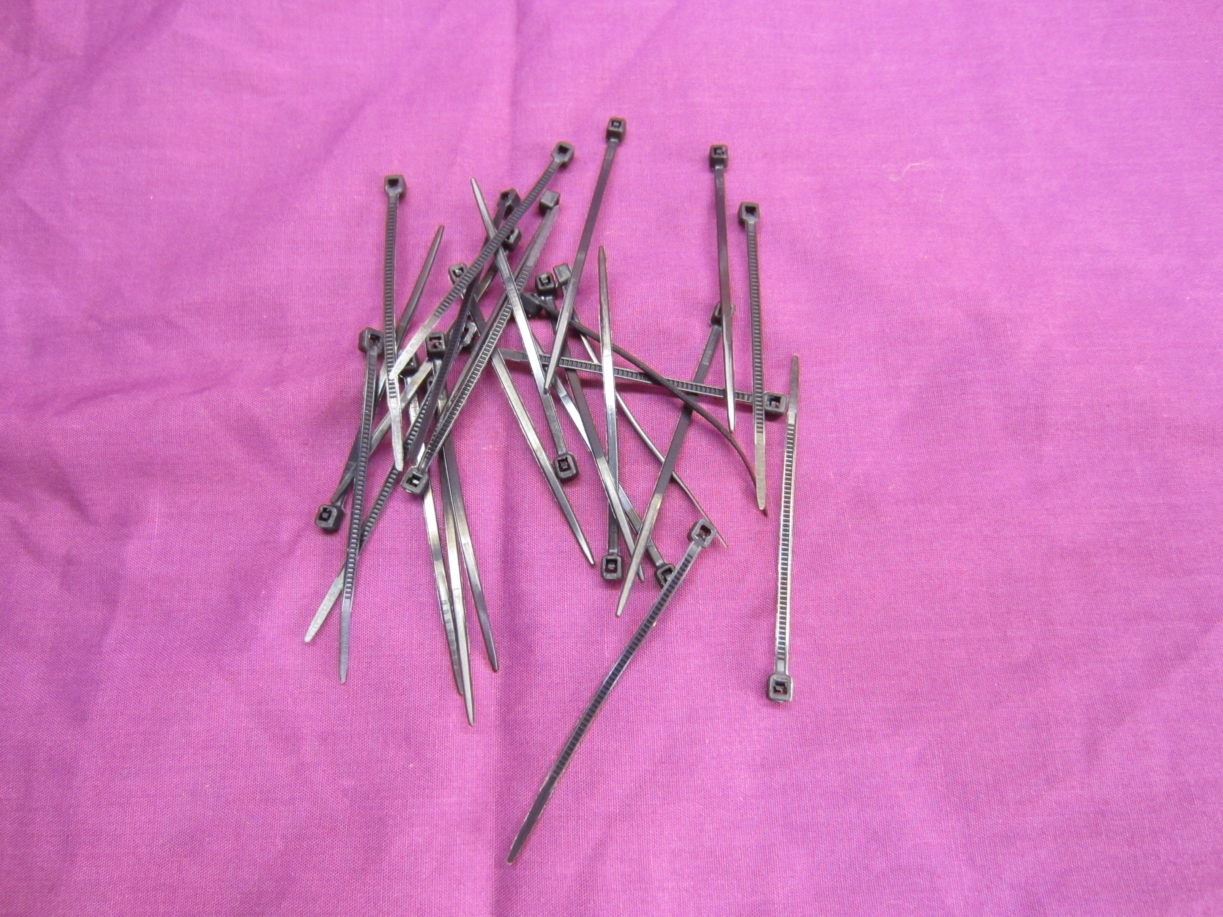 Zip Ties 1.8x60mm black, 25 pcs