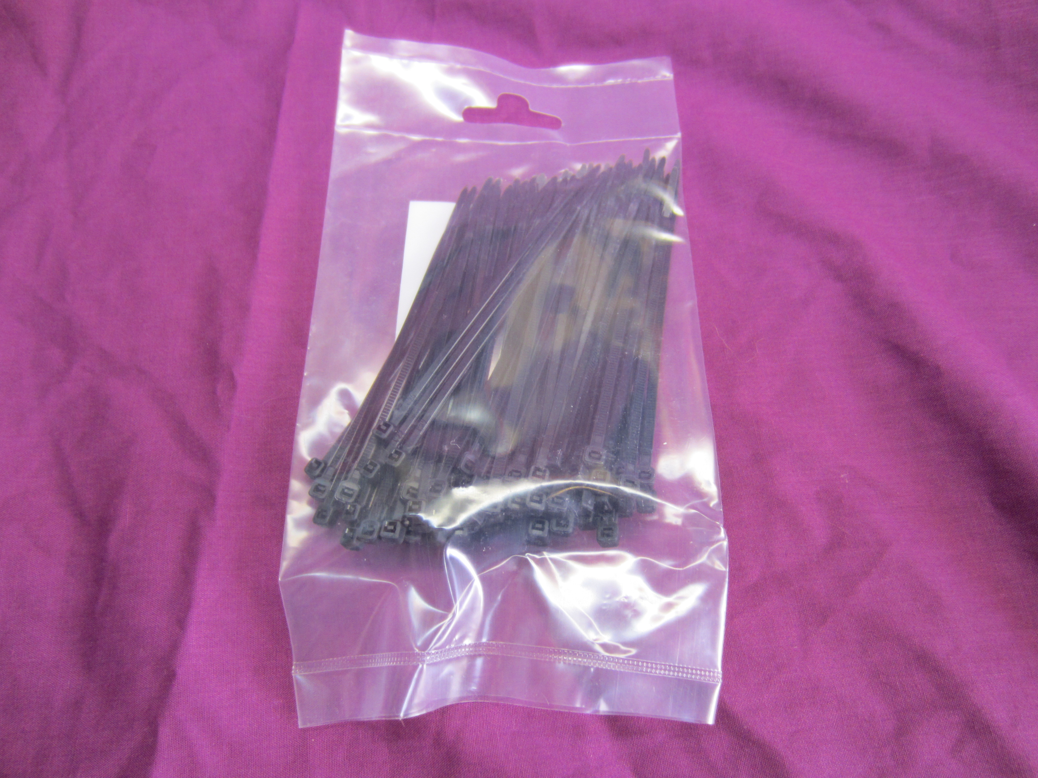 Zip Ties 2,5x100mm black, 100 pcs