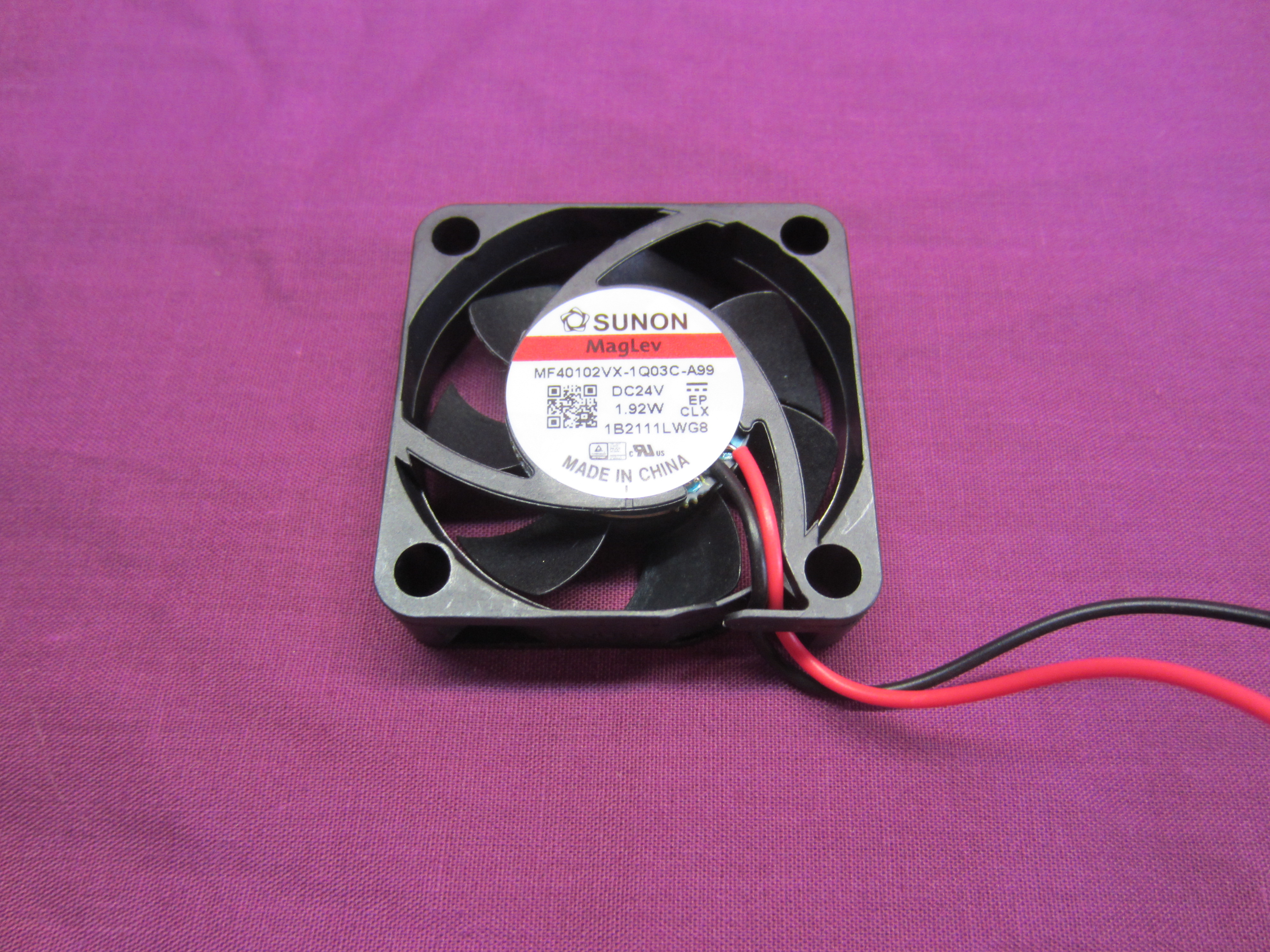 Sunon MF40102VX-1Q03C-A99 24V